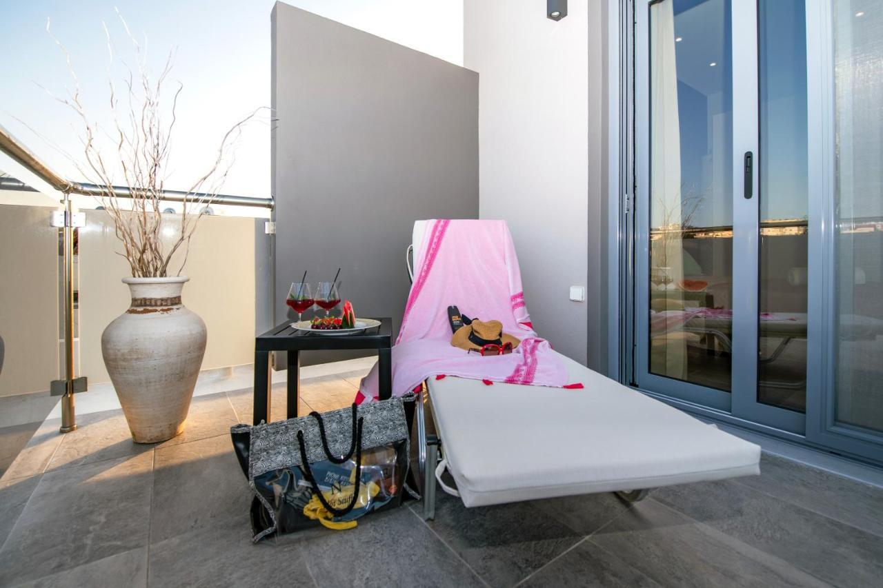 Calma Apartment Rhodes City Esterno foto